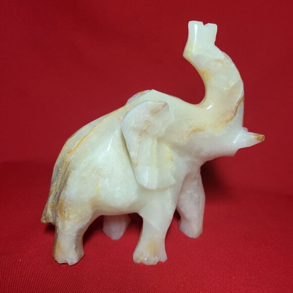 Vintage Onyx Carved Elephant Raised Trunk Sculpture Figurine - Picture 2 of 12